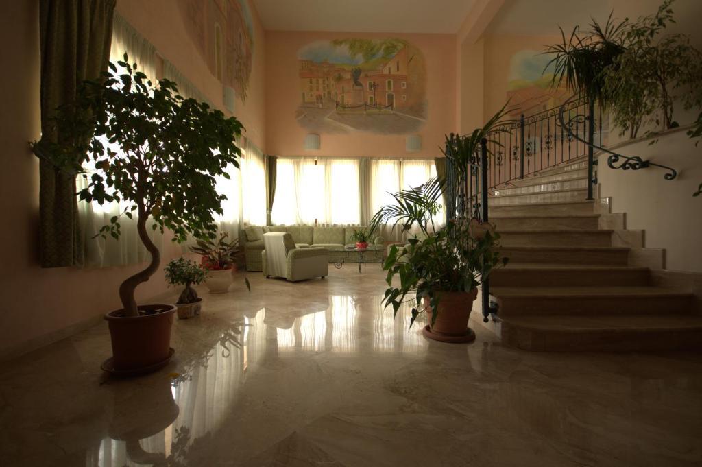 Hotel La Grotte San Donato Val di Comino Extérieur photo